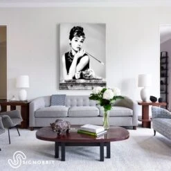 Audrey Hepburn Colazione Da Tiffany - Quadro Canvas Stampata - Con Telaio In Legno 70x50 Cm 11 Audrey Hepburn Colazione Da Tiffany - Quadro Canvas Stampata - Con Telaio In Legno 70x50 Cm -Armonia Decor 21609226 5