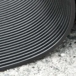 Zerbino Gomma Tappeto Isolante Antiurto Antiscivolo Copri Pavimento Varie Misure Nero Rigato Gomma - 120x20 Cm -Armonia Decor 36418554 3