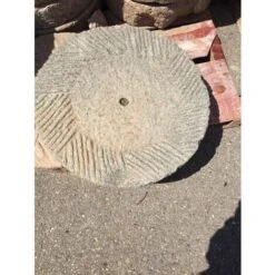 Elemento Di Macina In Pietra, Misure Assortite