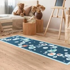 Tappeti In Vinile - Tappetino Educativo Antartico - Orso Polare Rudi Vuole Dei Pesci - Pannello Dimensione HxL: 90cm X 30cm -Armonia Decor 52609827 2