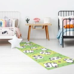 Tappeti In Vinile - Teneri Panda Su Prato Verde - Pannello Dimensione HxL: 90cm X 30cm -Armonia Decor 52609906 3