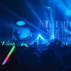 96x Bastoni A LED In Set, Scettri Luminosi In Gommapiuma 3 Modalità Di Luce, A Batterie, Lunghi 46,5 Cm, Bianco -Armonia Decor 62943770 5