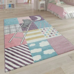 Paco Home Tappeto Per La Cameretta Dei Bambini Con Grazioso Motivo Patchwork 3D Con Orso, Luna, Stella, Scala In Rosa 80x150 Cm