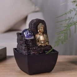 Piccola Fontana In Resina Per Interni Con Buddha Theravada A LED -Armonia Decor 89362543 4